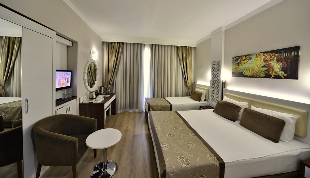 Hotel Linda 5*