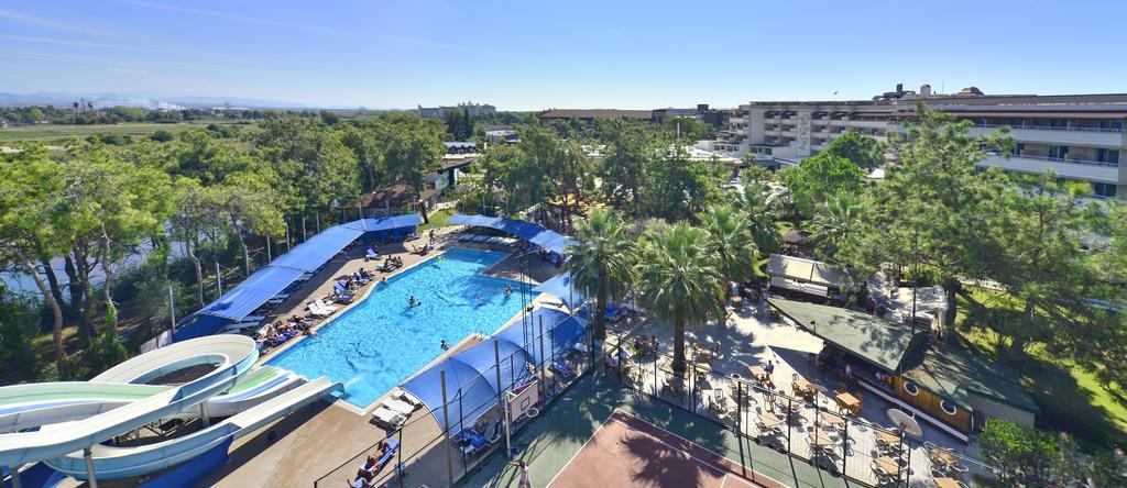 Hotel Linda Side